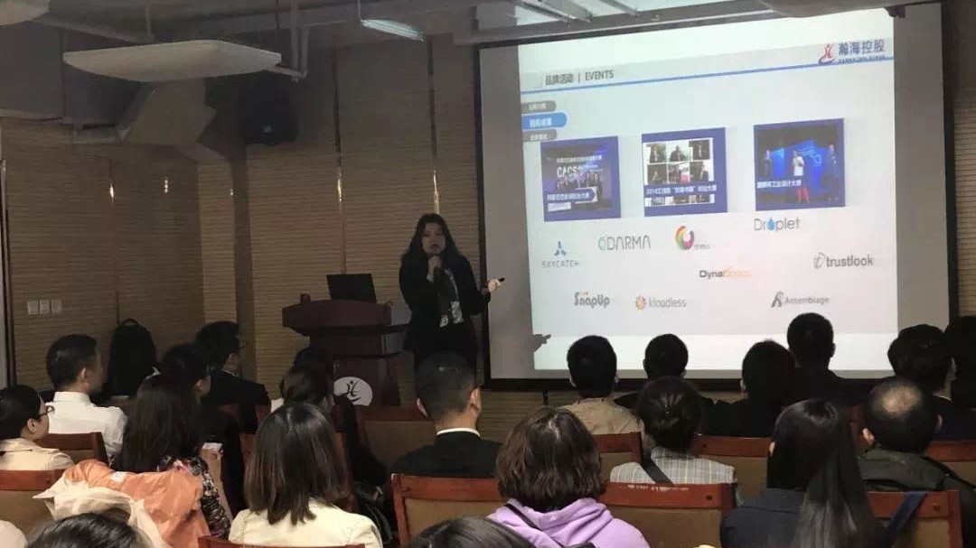 ����(chu��ng)�����A��������������Ӣ�Ÿ����Ï������������M(j��n)嫺�����(chu��ng)��88��Ͷ���Yƽ�_(t��i)ϵ�л��(d��ng)