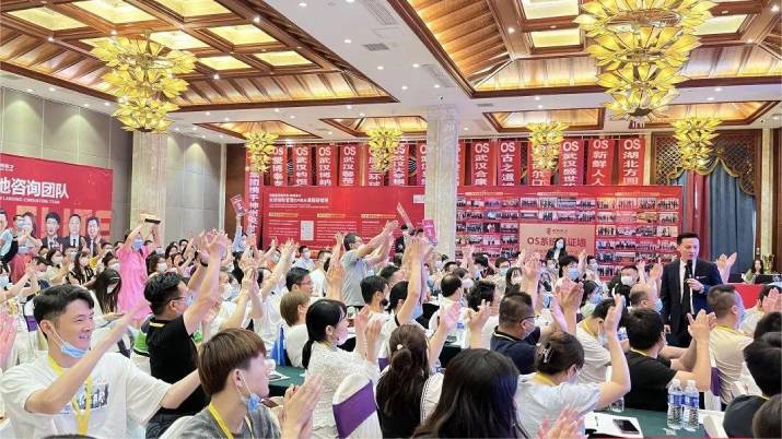 ����ʿ��׿Խ�M���I(l��ng)��(d��o)��ϵ�y(t��ng)����hվ�չ�